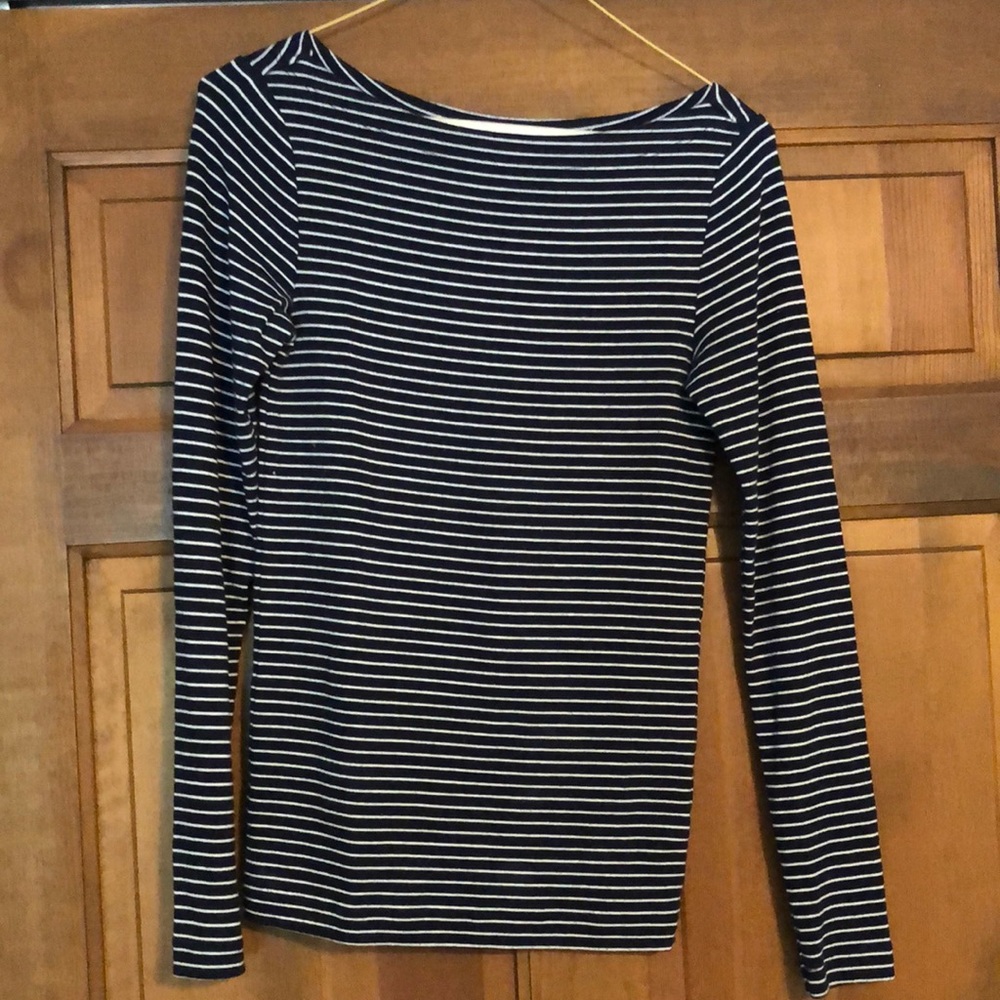 GAP long sleeve lightweight shirt.